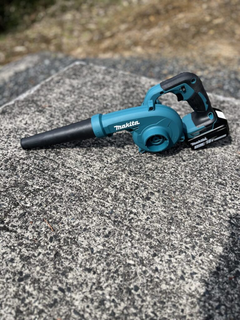 マキタ ブロアー 掃除 時短 使用例